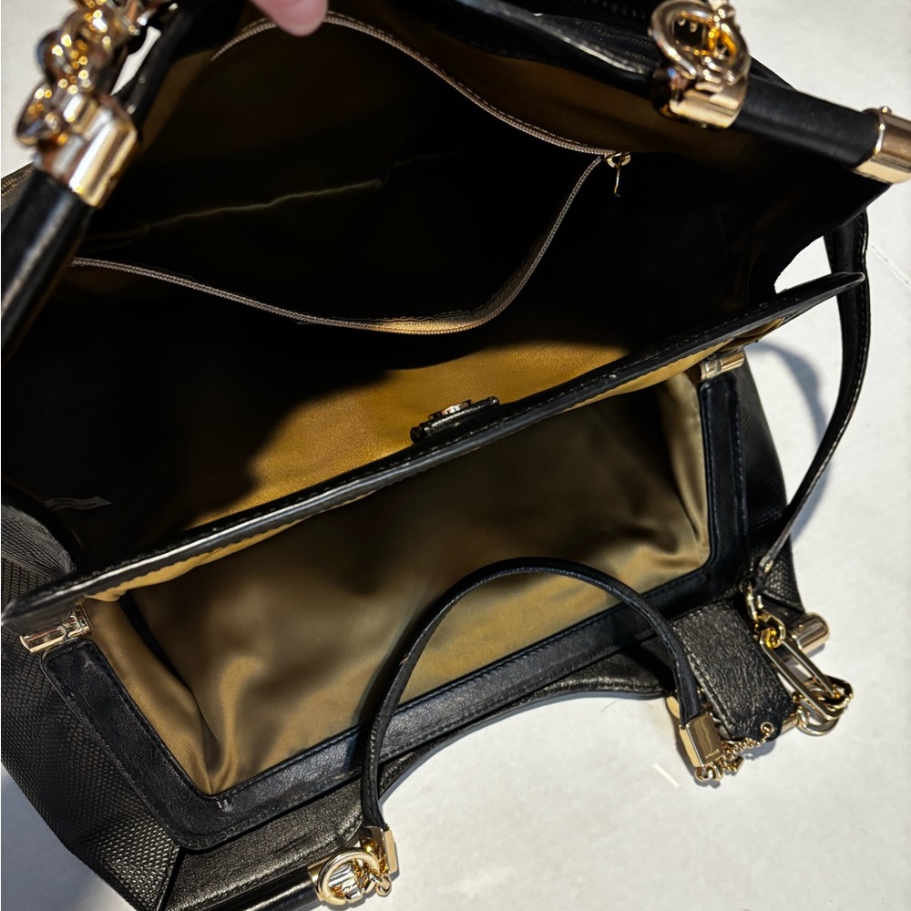 COACH limited edition handbag. Black w/slight gold shimmer. Gold hardware - Picture 8 of 16